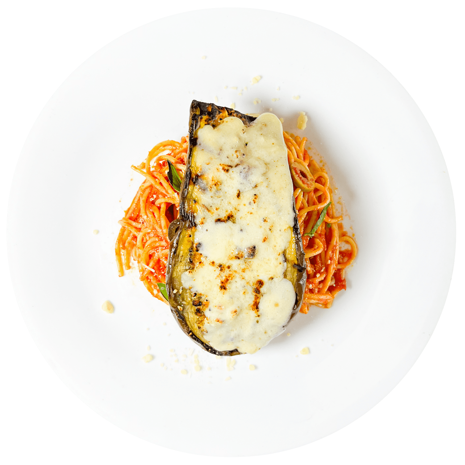 Berenjena parmigiana con spaguetti en salsa pomodoro.